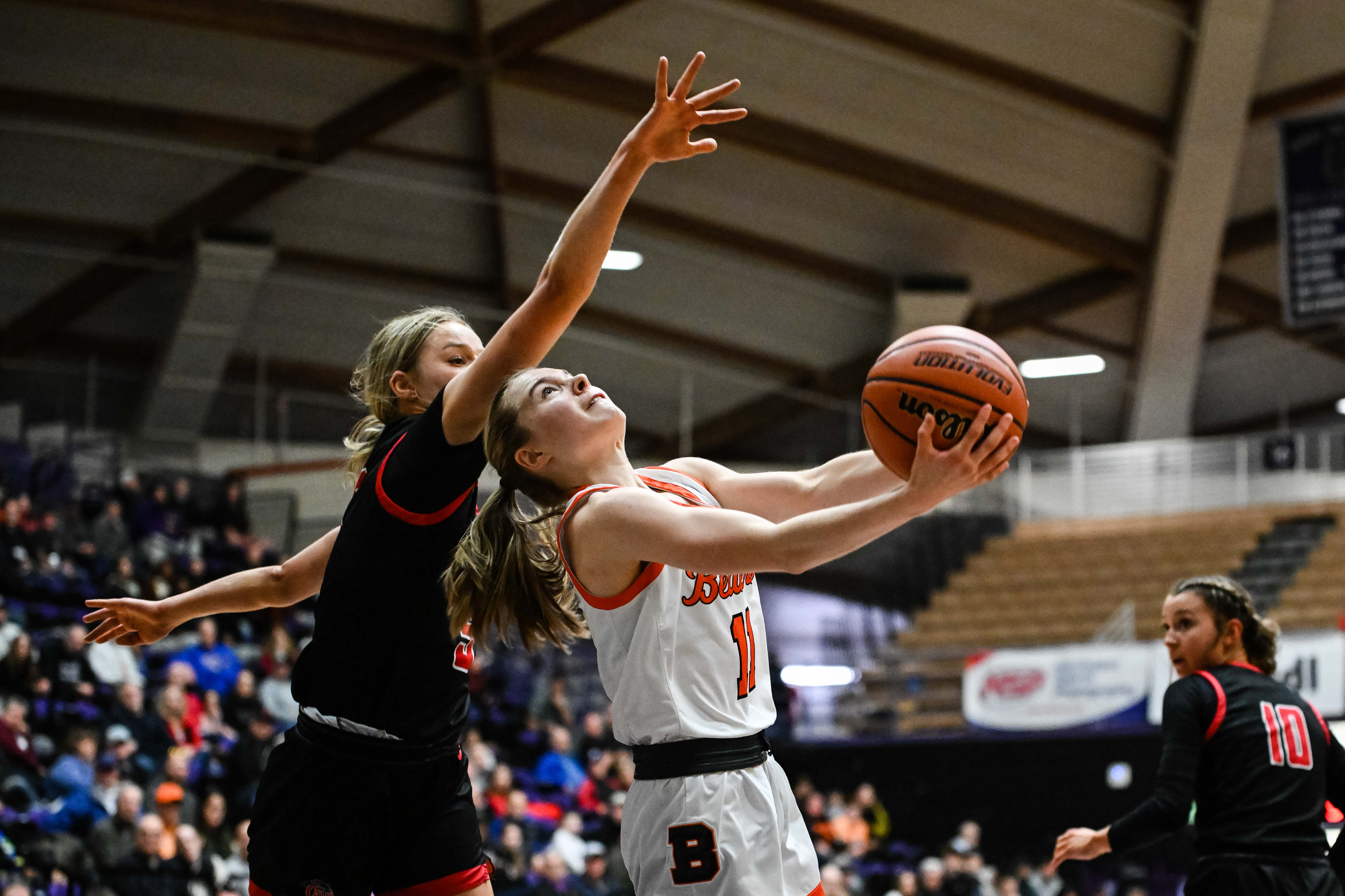 Clackamas Beaverton 6A Oregon girls basketball quarterfinal Naji Saker 1 -82